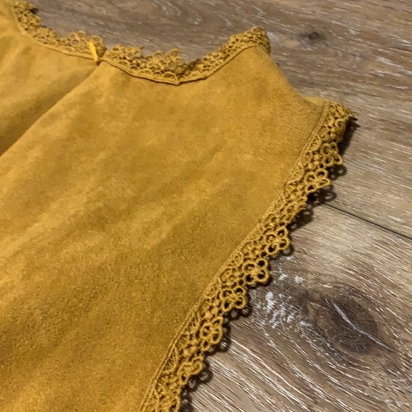Mustard yellow, velvet-feel mini dress, fits like an 8 - Picture 4 of 5